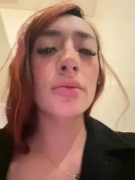 ariiel_ Show in webcam