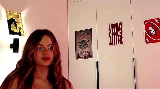 SIlviaBeyt Chat XXX live