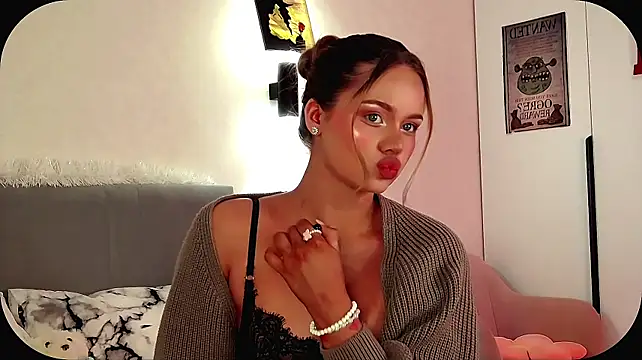 Chat +18 de SIlviaBeyt ao vivo