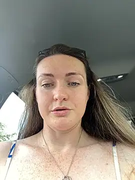 BonnieUKx Pertunjukan Webcam