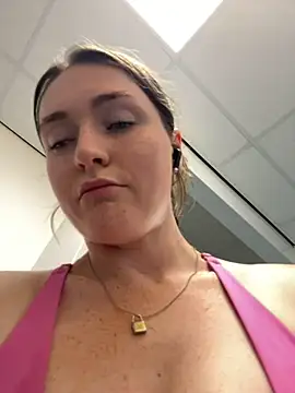 BonnieUKx's Webcam Show