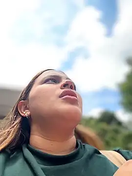 Colibri_xxx Pertunjukan Webcam