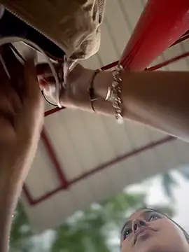 Colibri_xxx Show in webcam