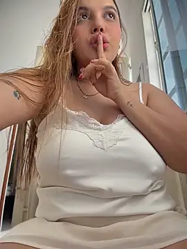 Colibri_xxx Chat XXX live