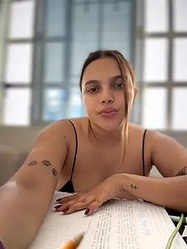 Chat XXX ao vivo de Colibri_xxx