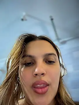 Colibri_xxx – Live XXX-chat