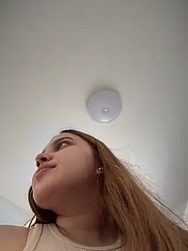 XXX chat uživo modela Colibri_xxx