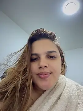 Colibri_xxx élő XXX-chatje