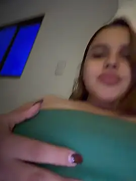 Czat XXX na żywo – Colibri_xxx