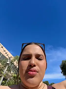 צ'אט XXX בשידור חי של Colibri_xxx