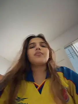 Chat +18 de Colibri_xxx ao vivo