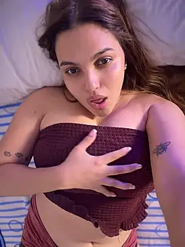 Colibri_xxx Chat XXX in diretta