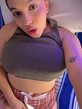 Chatroom XXX en direct de Colibri_xxx