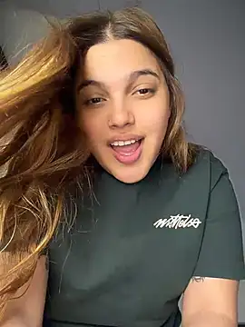 Colibri_xxx Adlı Modelin Canlı XXX Sohbeti