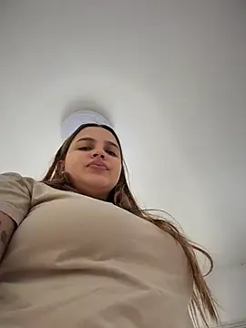 Colibri_xxx – Naživo XXX chat