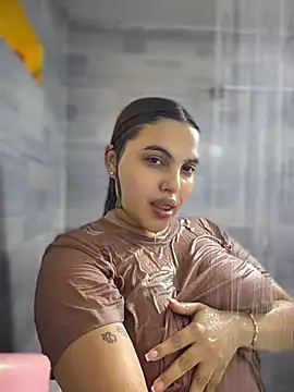 צ'אט XXX בשידור חי של Colibri_xxx