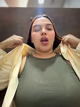 XXX chat uživo modela Colibri_xxx