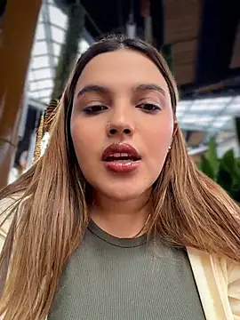 Colibri_xxx Webcam-Show