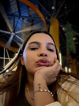 Colibri_xxx – Live XXX-chat