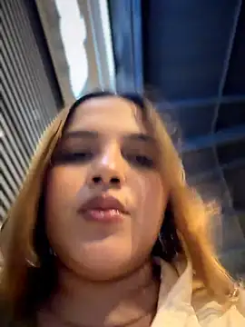 Colibri_xxx Chat XXX in diretta