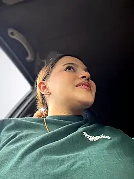 Colibri_xxx Chat XXX in diretta