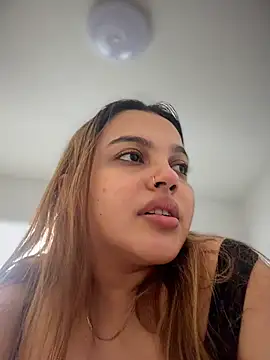 Chat +18 de Colibri_xxx ao vivo