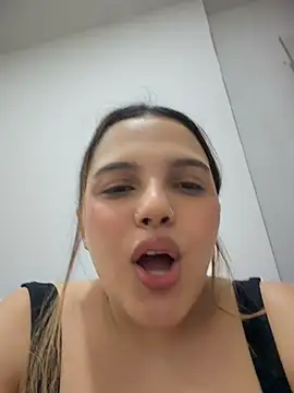 Colibri_xxx – Live XXX-chat