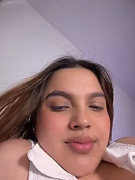 XXX chat uživo modela Colibri_xxx