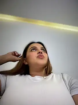 Colibri_xxx Live XXX-Chat