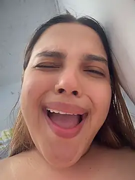 Chat XXX en directo de Colibri_xxx
