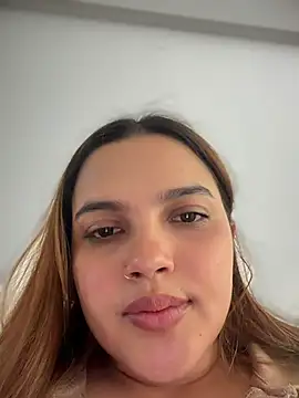 Chat +18 de Colibri_xxx ao vivo
