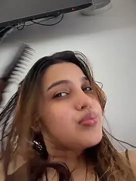 Colibri_xxx Chat XXX in diretta