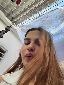 Chatroom XXX en direct de Colibri_xxx