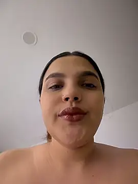 Chat XXX en directo de Colibri_xxx