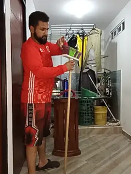 عرض كام sabor_Latino_bdsm