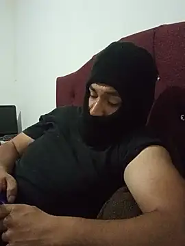 Submissive_bear_BDSM Webcamshow