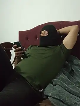 Submissive_bear_BDSM webcam show