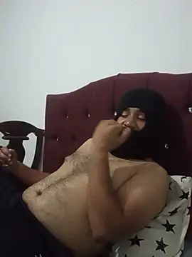 Submissive_bear_BDSM 웹캠 쇼