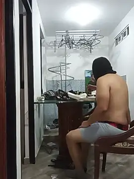 Submissive_bear_BDSM Webcam-Show