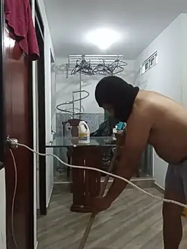 Submissive_bear_BDSM Шоу с уебкамера