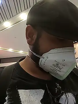 Submissive_bear_BDSM Webcam Show