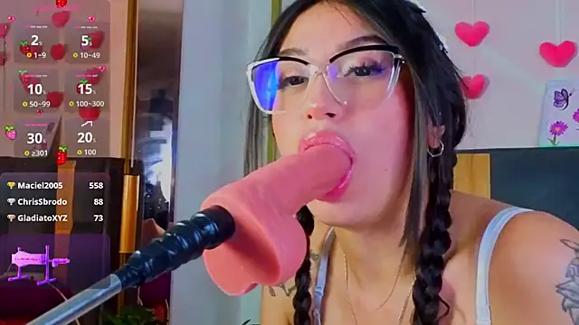 MadyJacksonn Webbikameraesitys