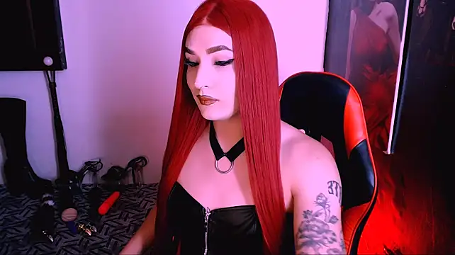 bubble_red's Webcam Show