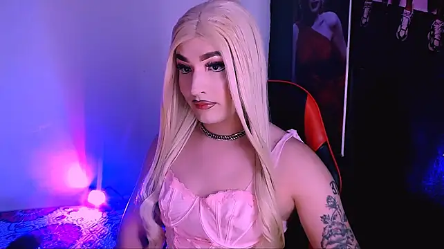 Show modela bubble_red na web-kameri