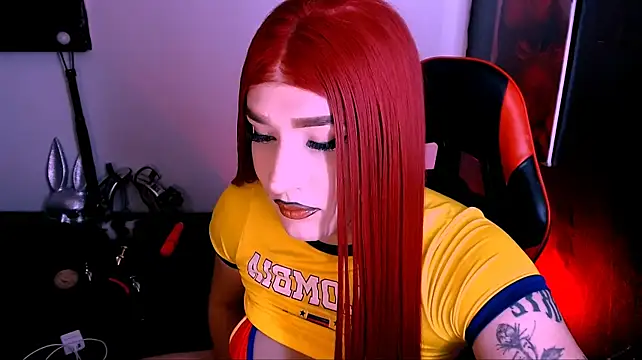 bubble_red's Webcam Show