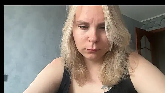Chat +18 de Thalia__Star ao vivo