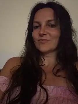 -OLYA- Adlı Modelin Canlı XXX Sohbeti