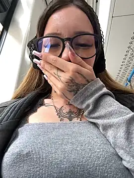 babydolll Webcam show