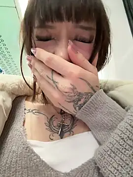 babydolll Шоу с уебкамера