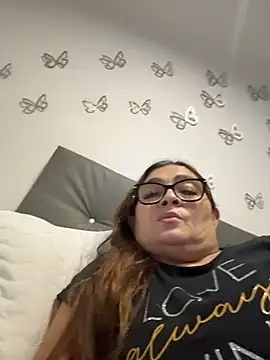 Chatroom en direct de ANTONELLA_VIOLETA_